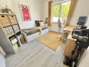 Photo 14- click for photo gallery